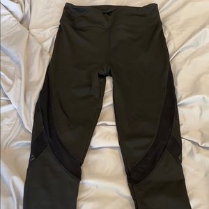 2/20$ High waisted Black full length leggings